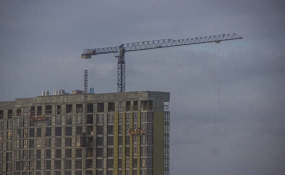 Эффективная реновация стала ключевым достижением свердловского губернатора, заявил эксперт Эффективная реновация стала ключевым достижением свердловского губернатора, заявил эксперт