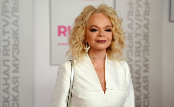 Макияж как омоложение: меньше текстуры, больше эффекта — как вернуть свежесть простыми средствами