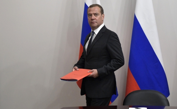 Медведев: Радикальное большинство Запада заглушает голоса здравомыслящих политиков Медведев: Радикальное большинство Запада заглушает голоса здравомыслящих политиков