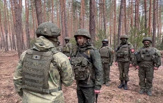 Год и семь месяцев в подвале: российские военные вынесли ребенка из-под огня под Харьковом Год и семь месяцев в подвале: российские военные вынесли ребенка из-под огня под Харьковом